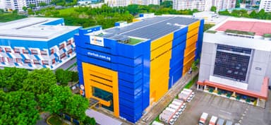 StorHub Jurong East